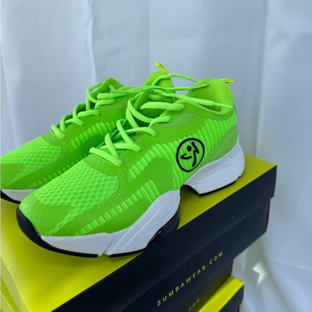 Zumba Fitness Neon Green and Black Sneakers
